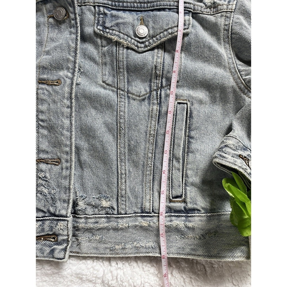NWT Wild Fable Denim Jacket Womens Small Light Wash Distressed Cropped Jean Coat - Picture 8 of 10
